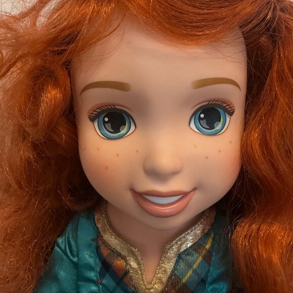 Disney Princess Merida Doll - Picture 3 of 8